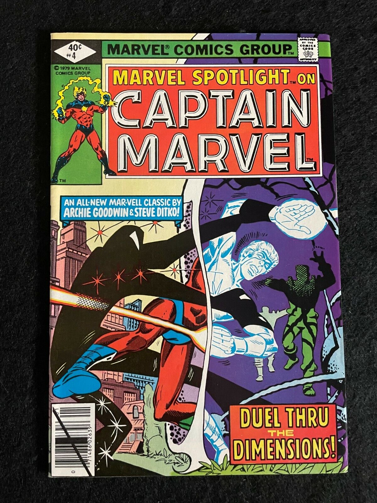 Marvel Spotlight #4 Captain Marvel 1979 - HIGH GRADE