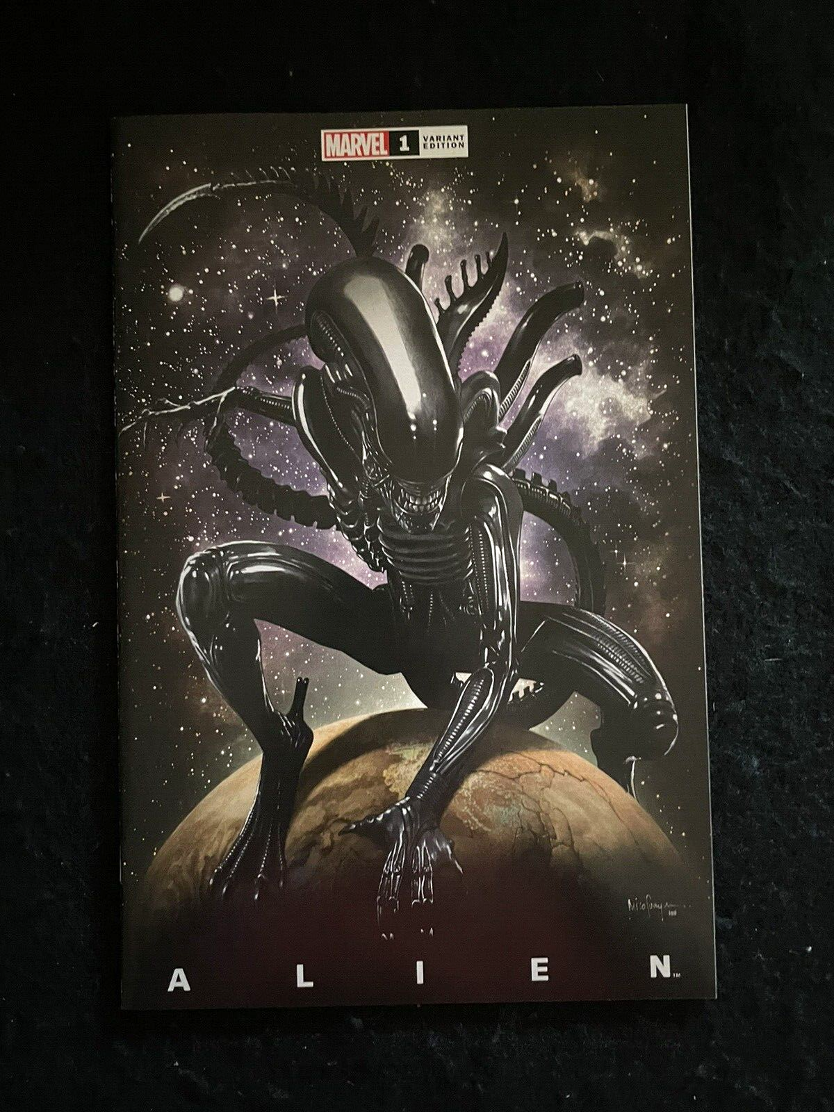 Alien #1 Mico Suayan Exclusive Trade Variant (2021) Marvel Comics