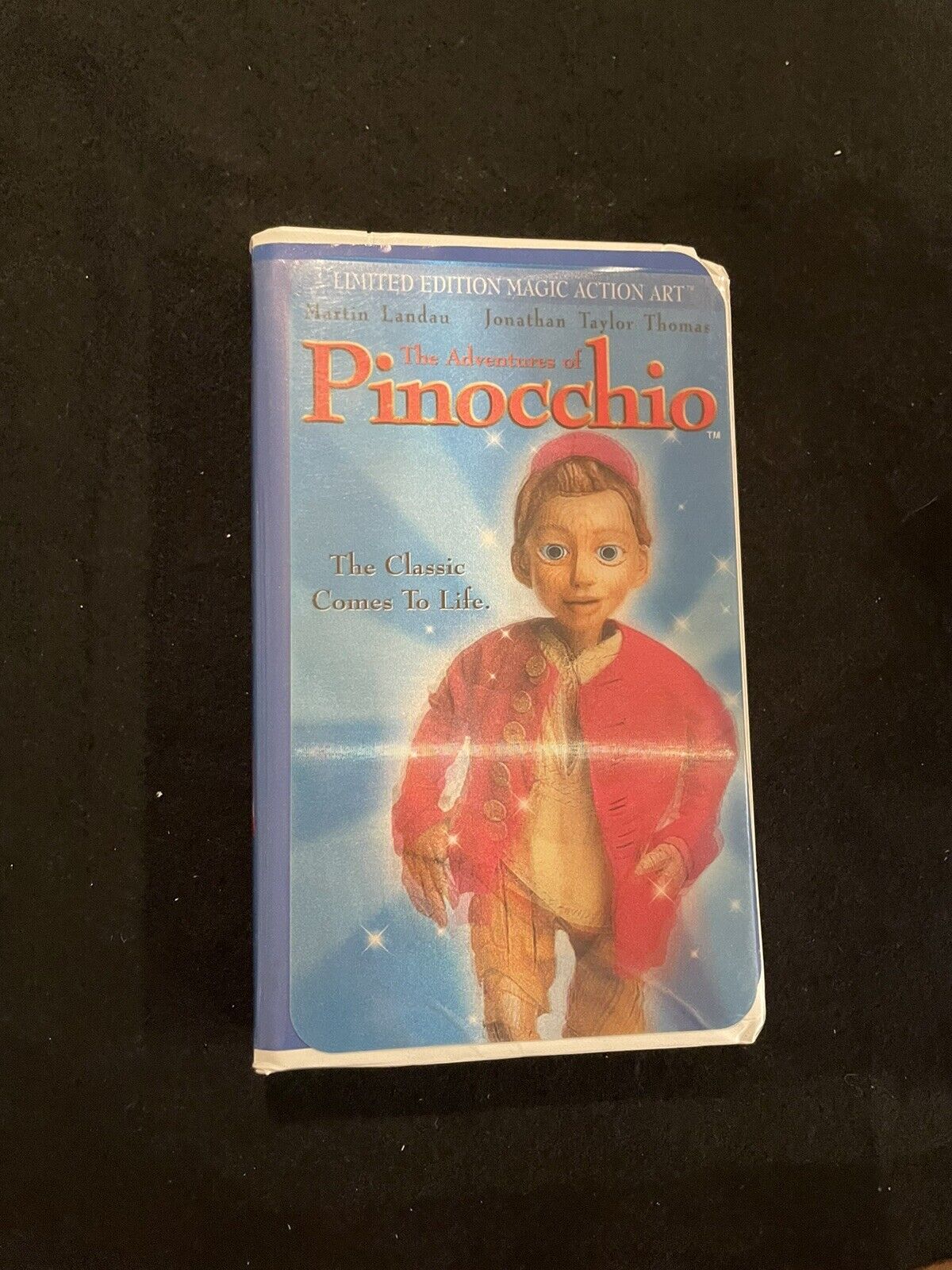 Adventures of Pinocchio- RARE HOLOGRAPHIC COVER - Clamshell VHS